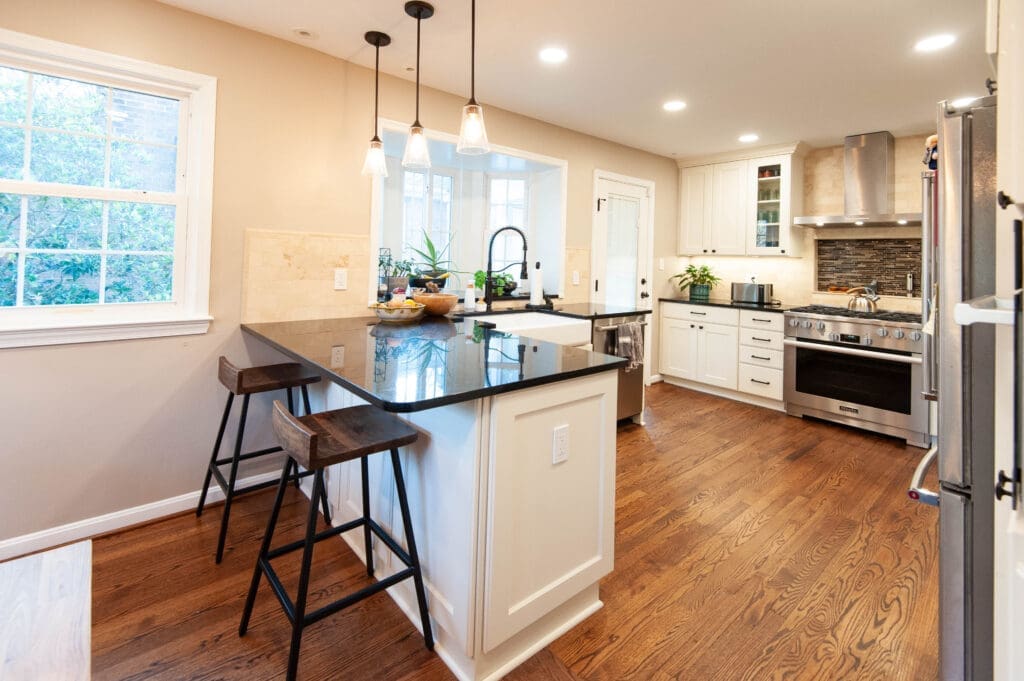 A picture of a full kitchen remodel done in Arlington, Virginia by Select Kitchen & Bath. 